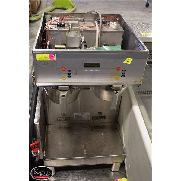 BUNN DUAL COFFEE BREWER W/ HOT WATER DISPENSER
