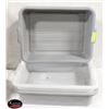 Image 1 : 3 - 13.5" X 18" X 5" GREY BUS BINS
