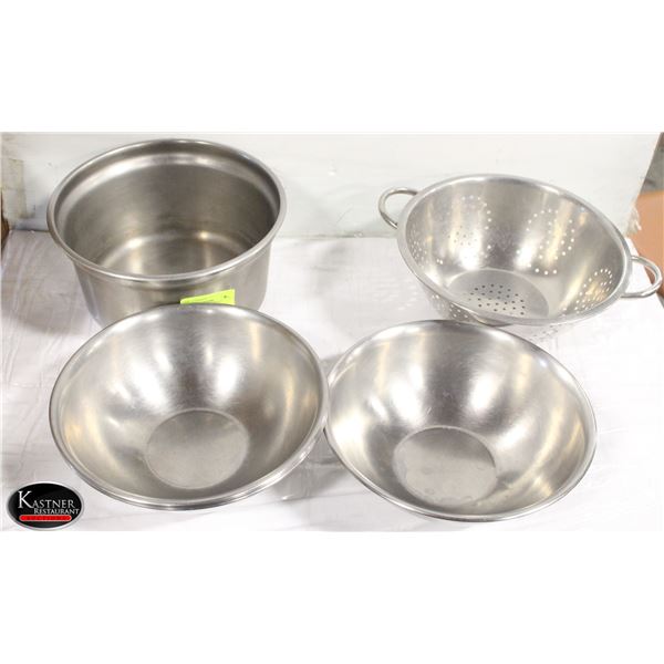 LOT OF 5 11" STEEL BOWLS+ 11"STEEL STRAINER +