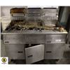 Image 1 : PITCO 3 FRYER DEEP FRYER W/ 9 BASKETS W/ ASSORTED
