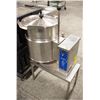Image 2 : CELVELAND 12 GALLON STEAM KETTLE W/ STAND