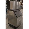 Image 2 : MANITOWOC ICE MAKER W/ICE BIN