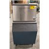 Image 1 : MANITOWOC ICE MAKER W/ ICE BIN