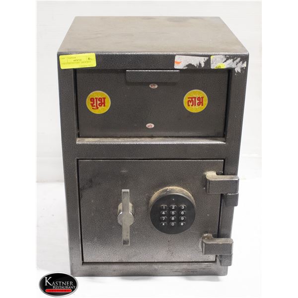 COUNTER TOP SAFE / DROP BOX