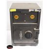 Image 1 : COUNTER TOP SAFE / DROP BOX