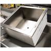 Image 3 : 21.5" X 21.5" X 11"  STAINLESS STEEL ICE BIN