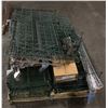 Image 1 : PALLET OF ASSORTED METRO RACK PARTS