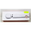 Image 1 : LE WAND RECHARGEABLE VIBRATING MASSAGER