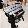 Image 6 : Neewer Light Stand Model SLS-13H Camera Mount