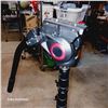 Image 8 : Neewer Light Stand Model SLS-13H Camera Mount