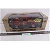 Image 1 : Road Legends Limited Gold Edition 1948 F1 Pick Up Replica Truck - 1/18 Scale (NIB)