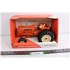 Image 1 : ERTL Allis Chalmers Two-Twenty Replica Tractor - 1/16 Scale (NIB)
