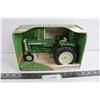Image 1 : ERTL Oliver 1955 Replica Diesel Tractor - 1/16 Scale (NIB)