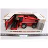 Image 1 : ERTL Case IH 2166 Axial-Flow Replica Combine - 1/32 Scale (NIB)