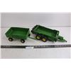 Image 1 : (2) Replica John Deere Wagons