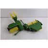 Image 2 : (2) ERTL Replica John Deere Farm Implements (Baler & Combine)