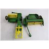 Image 3 : (2) ERTL Replica John Deere Farm Implements (Baler & Combine)