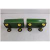 Image 3 : (2) Vintage John Deere Pressed Metal Replica Wagons - As is