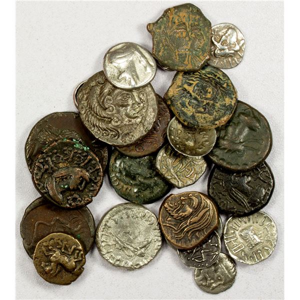 ANCIENT GREECE: LOT of 23 coins