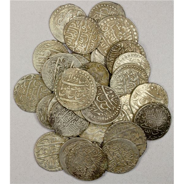 IRAN: SAFAVID: Sultan Husayn, 1694-1722, LOT of 32 silver abbasis