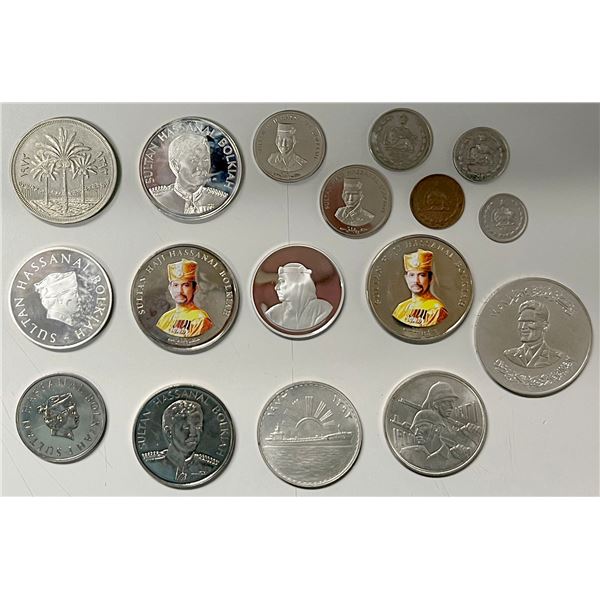ASIA: LOT of 17 coins