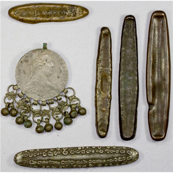 LAOS: LOT of 6 items