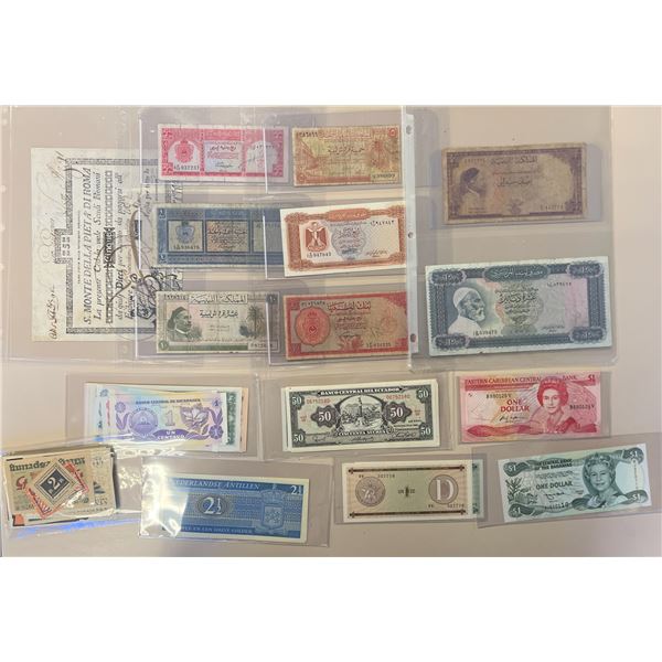WORLDWIDE: LOT of 114 banknotes