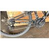 Image 2 : HYPER SHOCKER 27.5 18 SPEED BIKE
