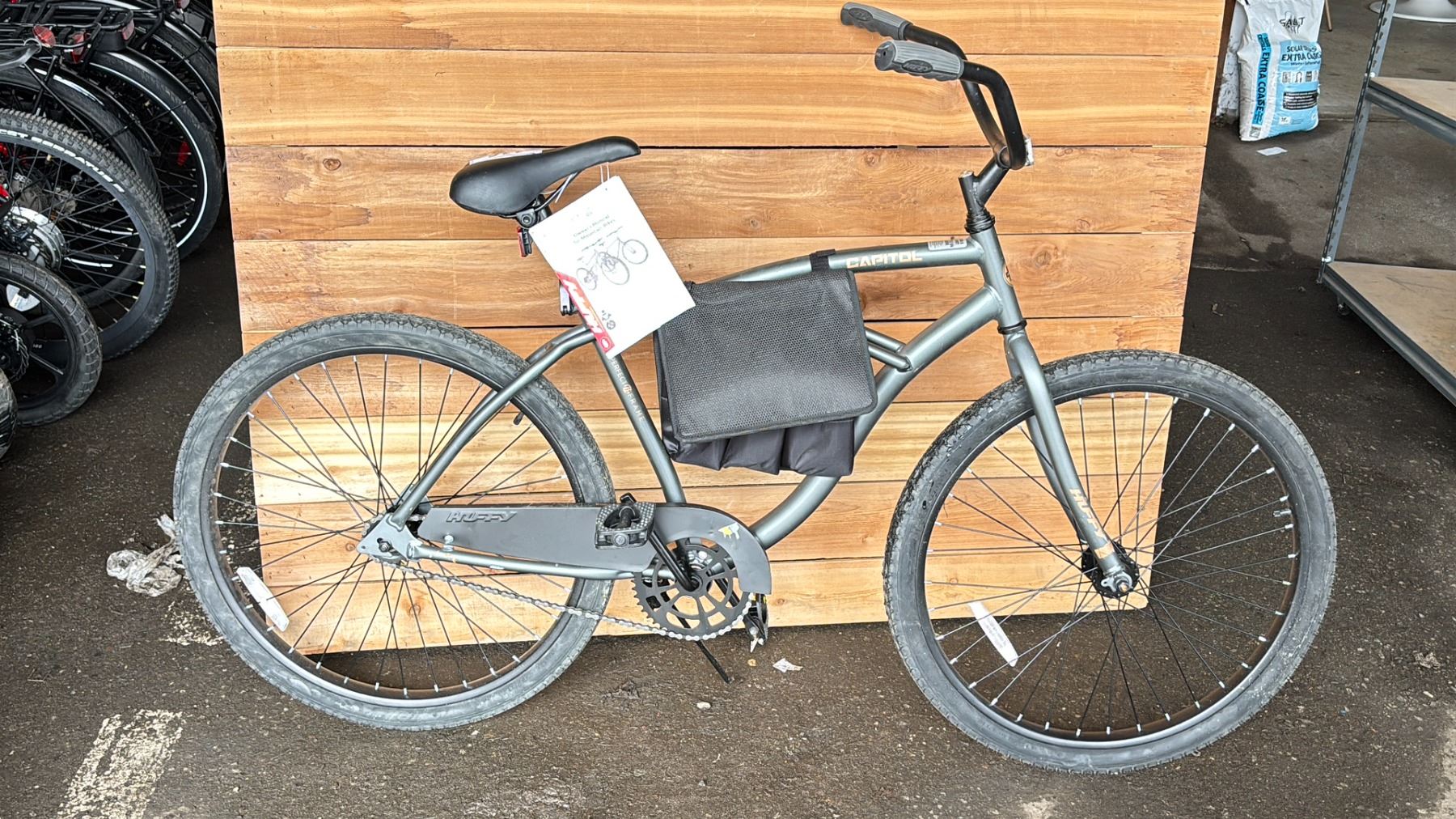 HUFFY CAPITOL SINGLE SPEED BIKE - Able Auctions