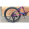 Image 2 : HYPER RYAN WILLIAMS NITRO CIRCUS SINGLE SPEED BIKE (NO PEDALS, REAR WHEEL ISSUES)