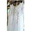 Image 2 : WEDDING DRESS TRAIN