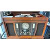 Image 2 : INNOVATIVE TECHNOLOGY 5-IN-1 TURNTABLE RECORD PLAYER