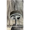 Image 2 : CURL BAR WITH 6 5LBS PLATES, 2 2.5LBS PLATES & BAR CLAMPS
