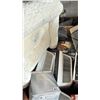 Image 2 : GAYLORD OF ASSORTED ITEMS INCLUDING; AIR CONDITIONERS, HEATER, WATERFLOSSER & MORE (UNKNOWN WORKING