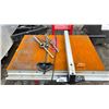 Image 2 : DELTA 10" PROFESSIONAL TABLE SAW
