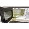 Image 2 : PANASONIC MICROWAVE