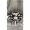 Image 2 : VICTORINE VINTAGE WHITE GLASS LUSTERS, & BLACK AND WHITE VASE