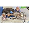Image 2 : BOX OF HORSE TACK