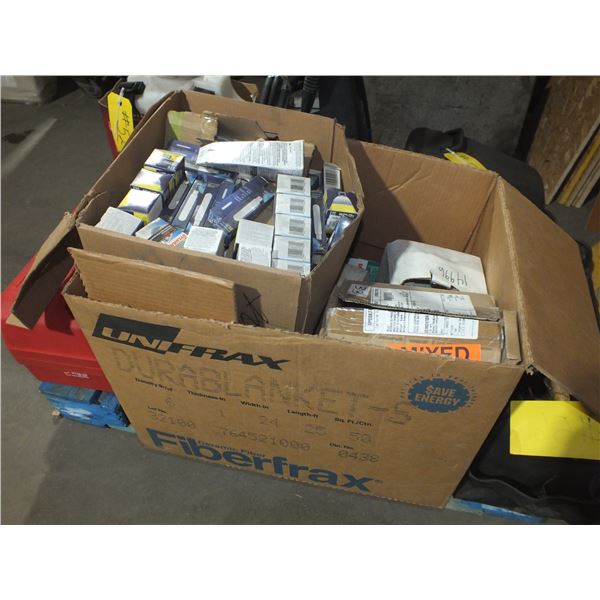 Box Of Assorted Light Bulbs