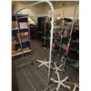 Image 2 : 4 IV Poles & 1 Clothes Rack On Wheels
