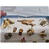 Image 3 : LOT OF BROACHES & LAPEL PINS/BUGS, BIRDS, BUTTERFLIES
