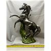 Image 3 : Mid Century Modern Porcelain 16" Horse Figurine (1960's)