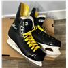 Image 1 : CCM "Cyclones 90" Size 8 Hockey Skates - New Laces