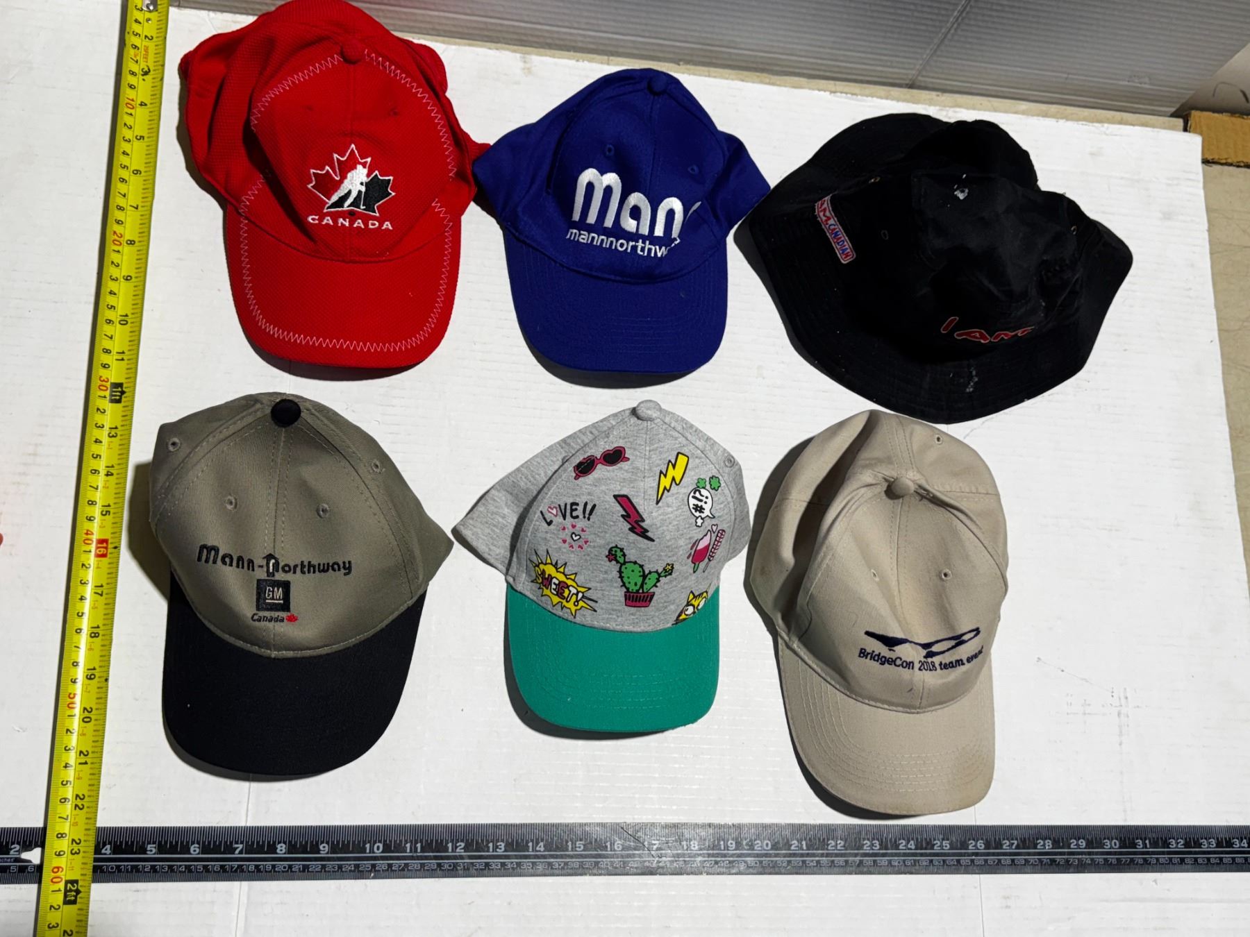 6 Cap 6 Caps. - Schmalz Auctions