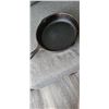 Image 1 : Cast Iron Frying Pan