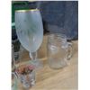 Image 4 : shot glasses and wine glasses