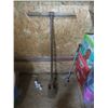 Image 1 : post hole auger