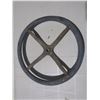 Image 3 : 14"x16" 1930s steering wheel and car horn