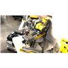 Image 2 : DEWALT DWS779 12" COMPOUND MITRE SAW