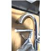 Image 2 : TOTO STAINLESS STEEL SET WITH WAND